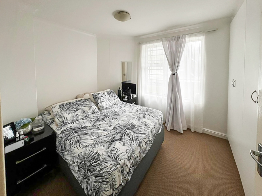 2 Bedroom Property for Sale in Okennedyville Western Cape